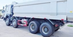 
										8×4 U-shape 23cbm Dump Truck full									