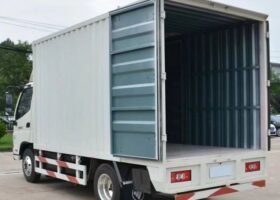 FOTON Aumark E 4×2 Light Dry Van Truck