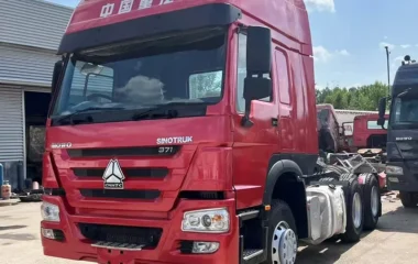 Trucks Head
