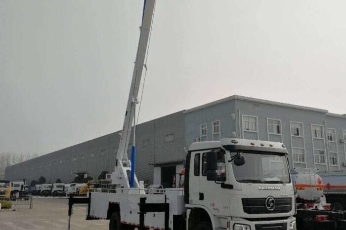 
								28m Aerial Lift Truck Manufacturer 4×2 L3000 210HP full									