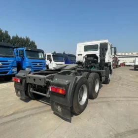  Tractor Truck
