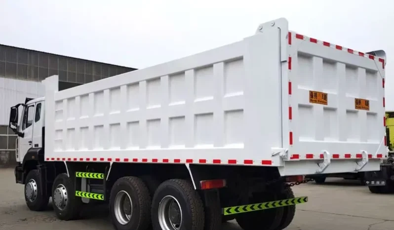 
								Dump Truck full									